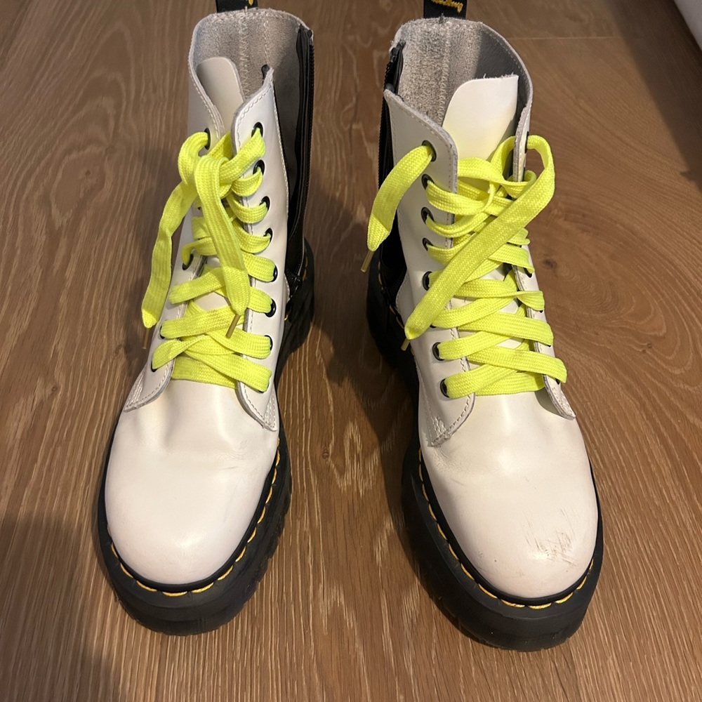Dc. Martens Air Wair Jadon Boots
